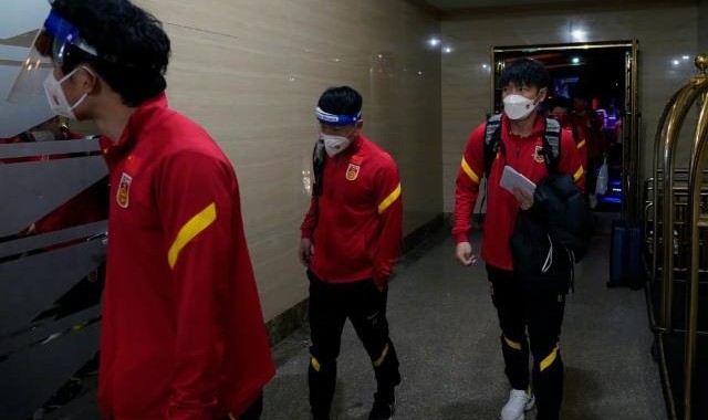 NBA直播-国足转战河内3天准备越中之战 争取“春节不添堵”