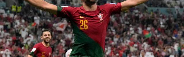 柠檬体育直播中超直播-【手记】卡佩罗的预言，与C罗的秀场